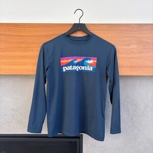 Patagonia Kids Capilene Cool Daily Shirt Navy Blue Long Sleeve, Size XL (14)